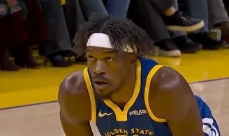 半场战罢：勇士67-41大比分领先开拓者，巴特勒得到11分