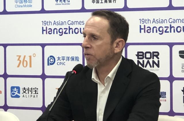 开云体育入口-久尔杰维奇：前半场有些混乱 和强队对抗才有提高