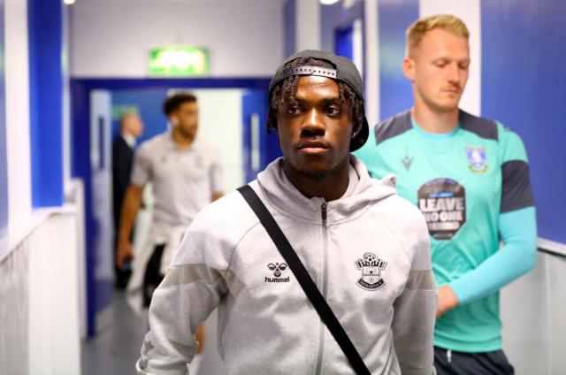 开云体育中国-利物浦又被切尔西截和！凯塞多之后，拉维亚也丢了