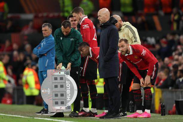 开云体育入口-滕哈赫：换人迫于无奈 塞维主帅：曼联比赛尾声崩了