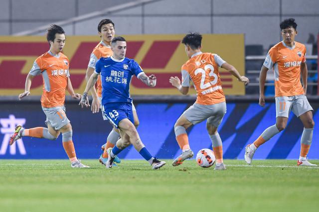 开云体育入口-【中超】马尔康2球埃德米尔森破门 三镇4比0深圳