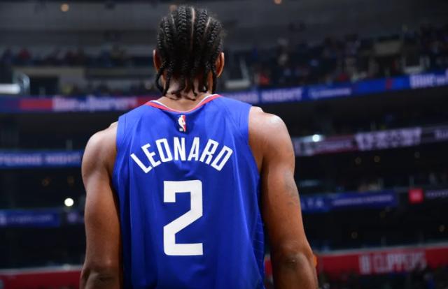 开云体育登录-小卡继续缺席！泰伦·卢却对伤病情况一问三不知