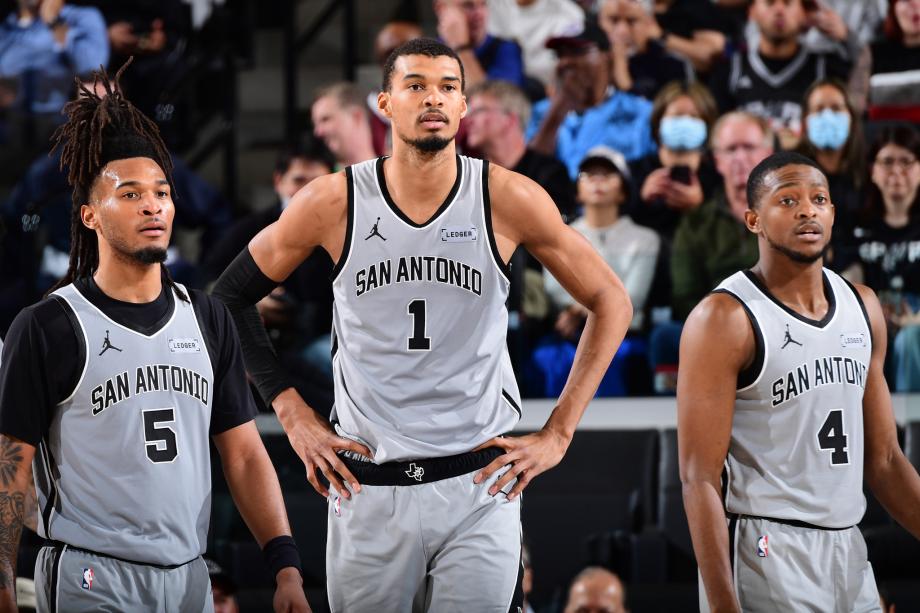 开云体育中国-文班亚马21+13加兰25分 马刺3人20+击沉快船