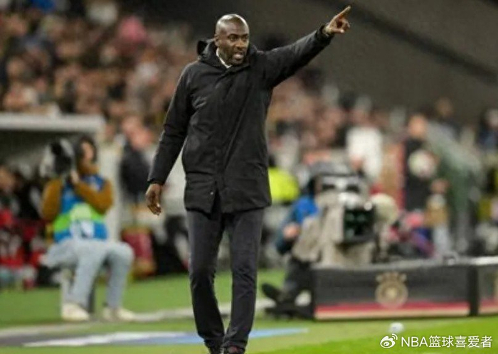 开云体育官网-世界杯73天临阵换帅！加纳炒帅，是自救还是冒险？|世预赛|阿多|足协|美加墨世界杯|奥托·阿多_新浪体育_新浪新闻